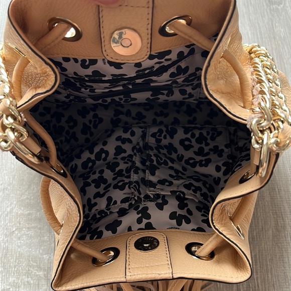 NEW Rebecca Minkoff Lexi Leather Bucket Bag - Picture 8 of 12